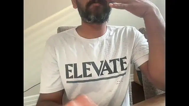 pranastro00 online show from November 24, 5:01 pm