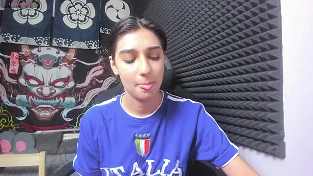 Snapshot of Elfy_Rare_ chatting on September 28, 3:06 pm Elfy Rare online show from September 28, 3:06 pm