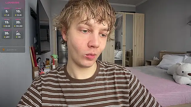 Snapshot of olivertasty chatting on July 16, 2:12 pm olivertasty online show from July 16, 2:12 pm