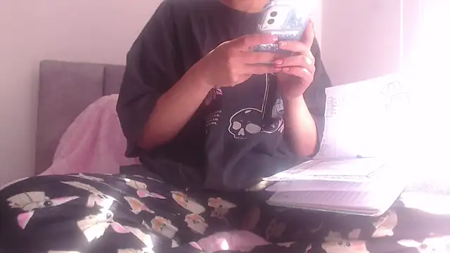 Snapshot of sabrina_v_ chatting on February 20, 7:14 pm sabrina v online show from February 20, 7:14 pm