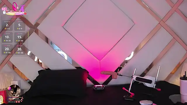 Snapshot of Mariee_rosee chatting on October 15, 10:32 pm Mariee rosee online show from October 15, 10:32 pm