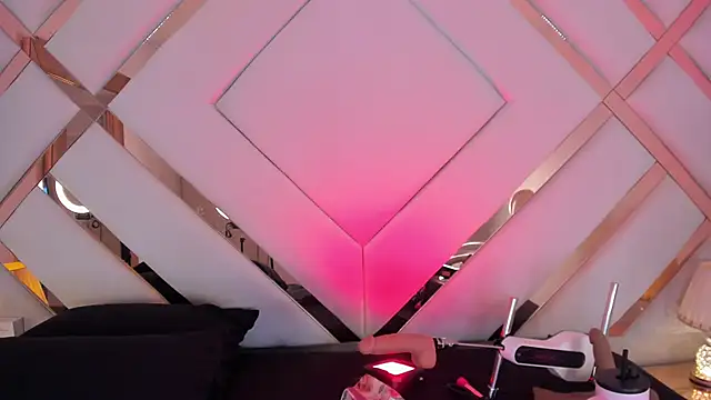 Snapshot of Mariee_rosee chatting on October 19, 3:07 am Mariee rosee online show from October 19, 3:07 am