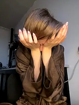 Naomi   Rias online show from November 4, 2:43 am