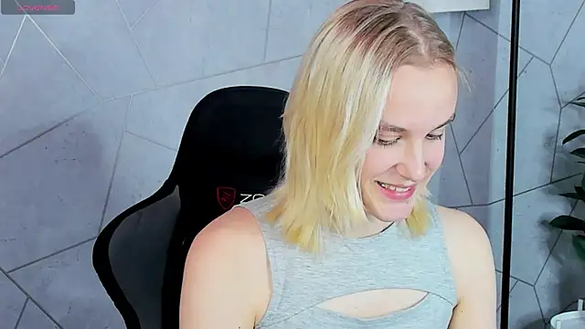 Carolin Miller online show from October 20, 6:14 am