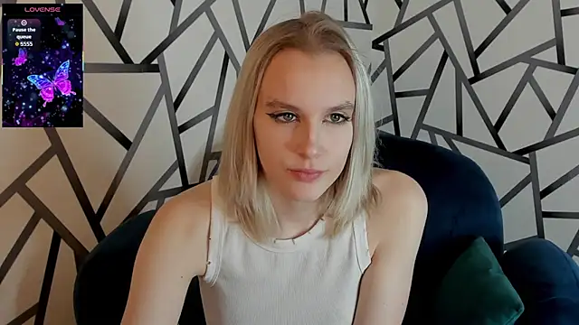 Carolin Miller online show from December 5, 9:29 am