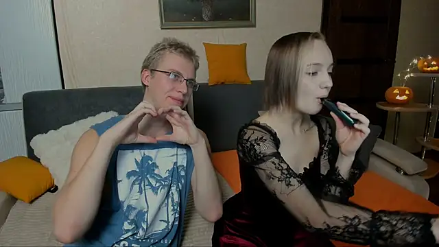 SammySccott online show from November 5, 10:26 am