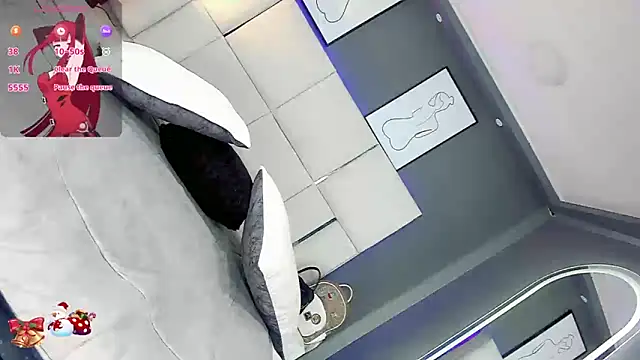 LiaFernandaa online show from December 18, 1:06 pm