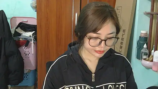 Uhem112 online show from December 1, 12:48 am