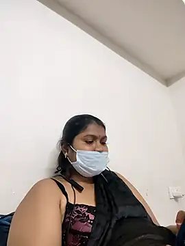 Snapshot of tamil_Miraclequeen chatting on September 15, 4:18 pm tamil Miraclequeen online show from September 15, 4:18 pm