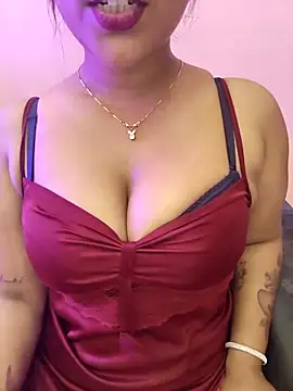 Snapshot of Miss_Mayaa_ chatting on March 14, 11:26 am Miss Mayaa online show from March 14, 11:26 am