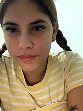 MiiluRosse online show from November 13, 1:26 am