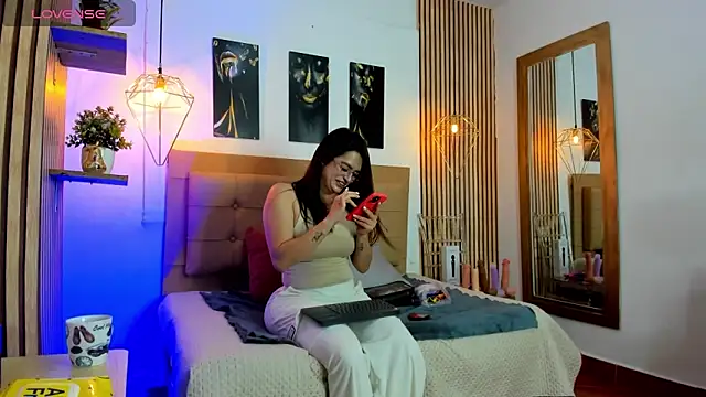  samanthaa foxx online show from October 3, 11:29 am