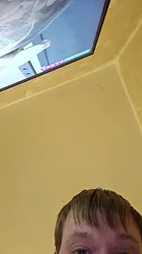 Snapshot of gazb90 chatting on October 31, 6:31 pm gazb90 online show from October 31, 6:31 pm