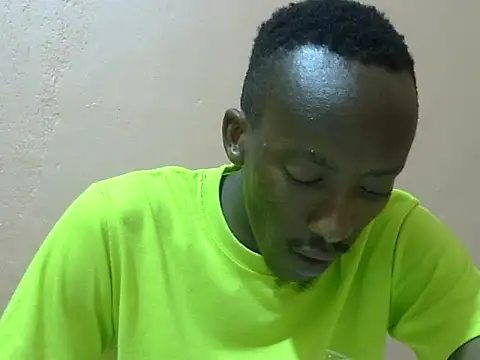 Snapshot of shadez94 chatting on October 1, 9:10 pm shadez94 online show from October 1, 9:10 pm