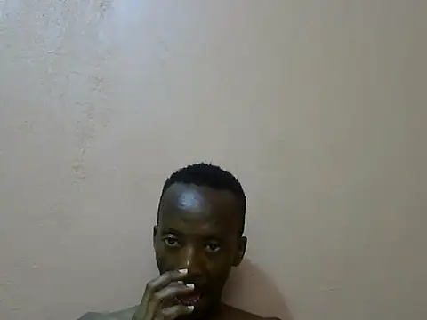 Snapshot of shadez94 chatting on October 5, 7:28 am shadez94 online show from October 5, 7:28 am