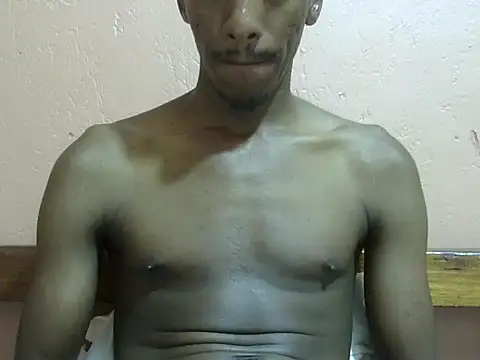 Snapshot of shadez94 chatting on October 9, 10:30 pm shadez94 online show from October 9, 10:30 pm