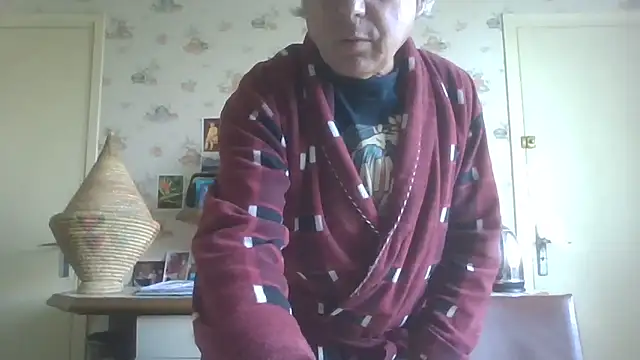 Snapshot of gegevincent chatting on October 14, 2:18 pm gegevincent online show from October 14, 2:18 pm