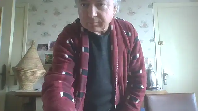 Snapshot of gegevincent chatting on March 31, 11:21 am gegevincent online show from March 31, 11:21 am