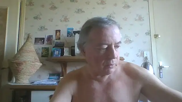 Snapshot of gegevincent chatting on April 7, 12:49 pm gegevincent online show from April 7, 12:49 pm