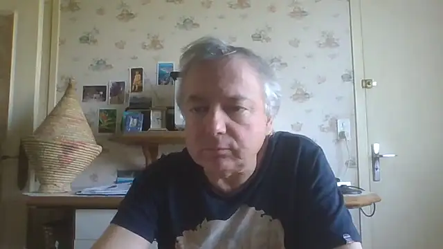 Snapshot of gegevincent chatting on April 24, 11:01 am gegevincent online show from April 24, 11:01 am