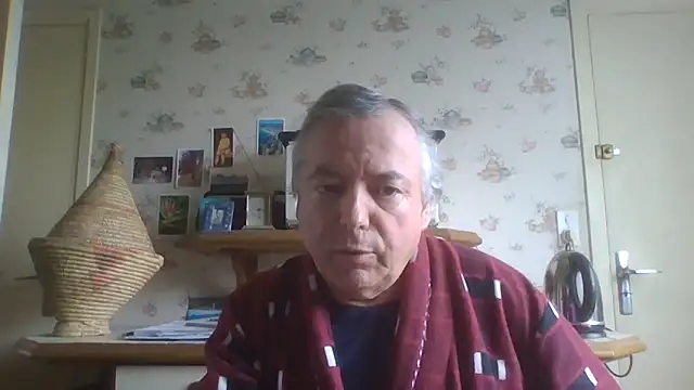 Snapshot of gegevincent chatting on April 30, 9:37 am gegevincent online show from April 30, 9:37 am