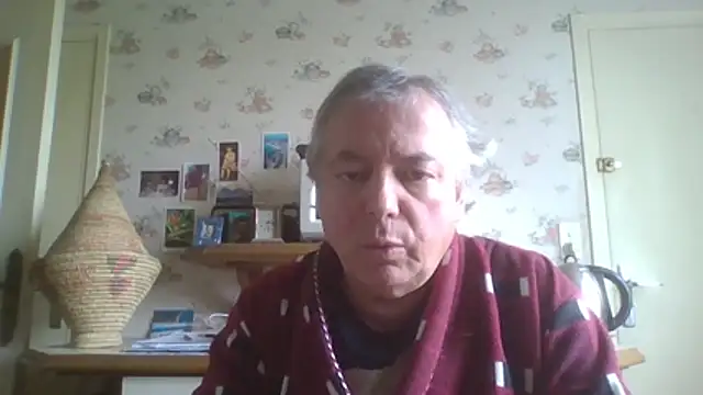 Snapshot of gegevincent chatting on May 5, 11:18 am gegevincent online show from May 5, 11:18 am