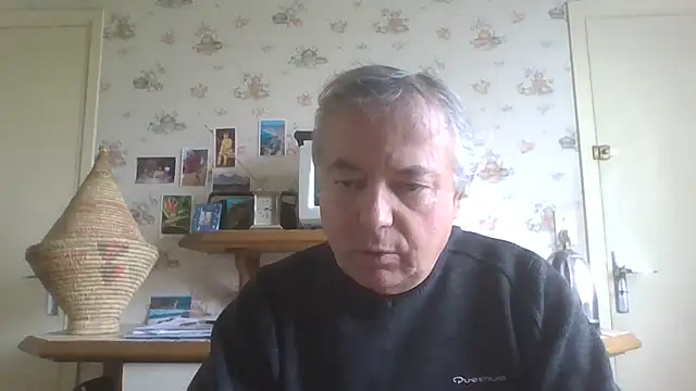 Snapshot of gegevincent chatting on May 11, 11:38 am gegevincent online show from May 11, 11:38 am