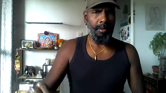 frenchblackc31 online show from October 25, 9:39 am