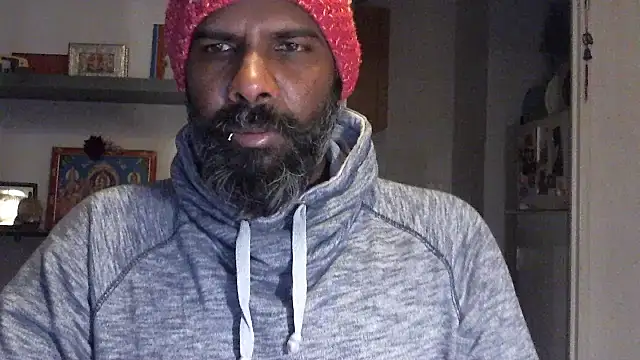 frenchblackc31 online show from November 21, 5:44 pm