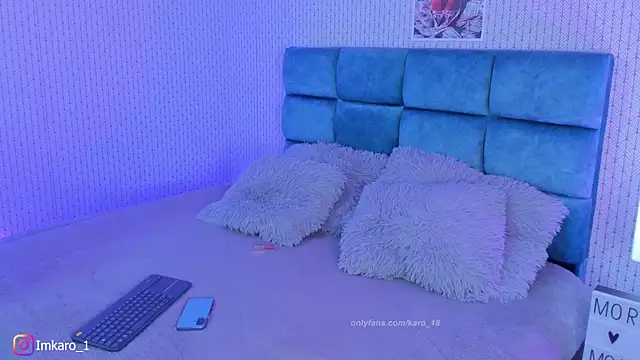 karoliine jones online show from September 15, 5:57 pm