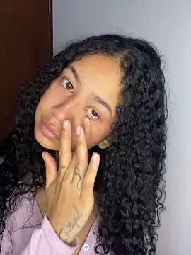 jadee8 online show from April 5, 2:14 pm