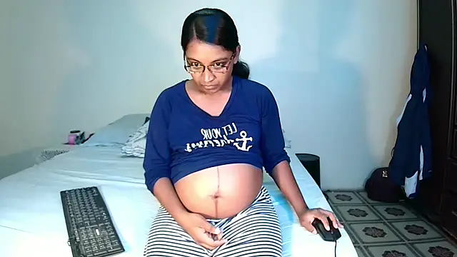 indiansweetflava online show from April 13, 11:59 am