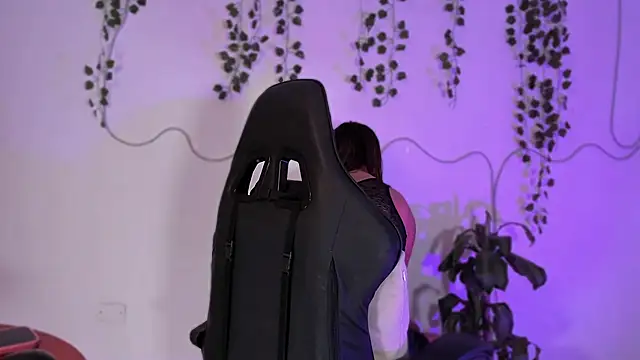 sara doll77 online show from February 11, 12:43 pm