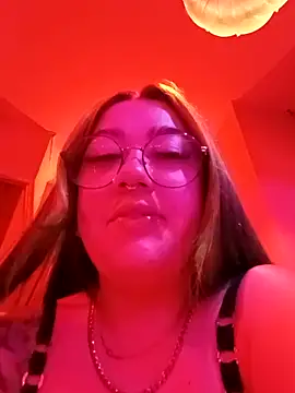 Snapshot of Dulcedeanis chatting on February 5, 1:43 am Dulcedeanis online show from February 5, 1:43 am