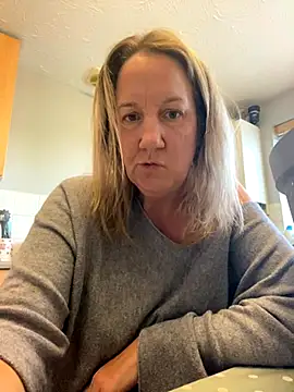 Snapshot of X-Victoria-X chatting on October 4, 3:54 pm X-Victoria-X online show from October 4, 3:54 pm