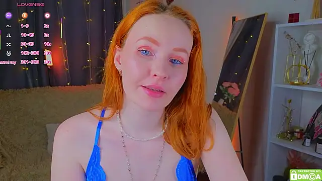 JoyceJones online show from February 7, 8:34 pm