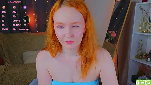 JoyceJones online show from February 8, 8:56 pm