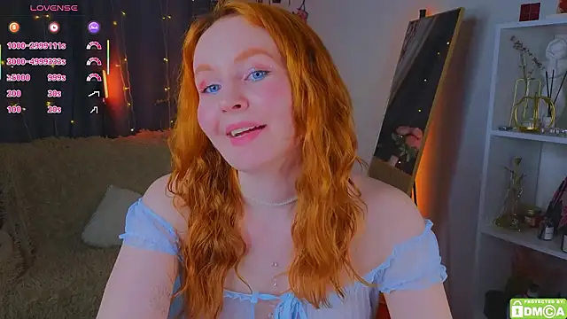 JoyceJones online show from February 12, 8:15 pm