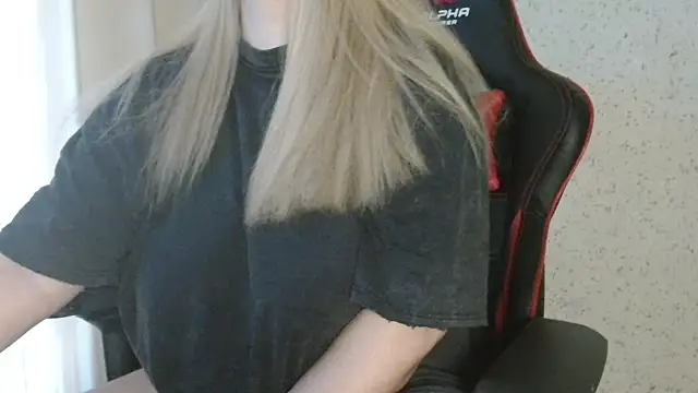 Miaxfox online show from February 17, 4:09 am