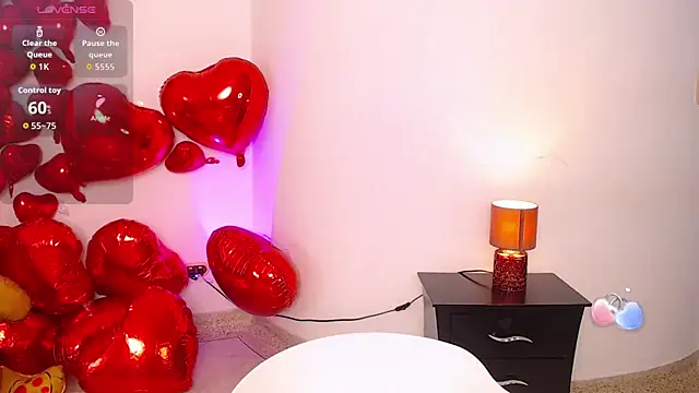 miascarlet 16 online show from October 14, 1:34 pm