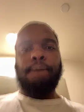 sneakdalink online show from December 1, 7:08 pm