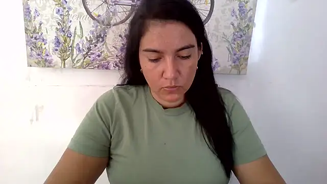 Snapshot of sweetdulcexxx chatting on November 10, 2:49 pm sweetdulcexxx online show from November 10, 2:49 pm