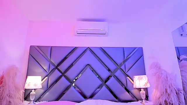 Milan LewisS online show from February 19, 12:23 pm