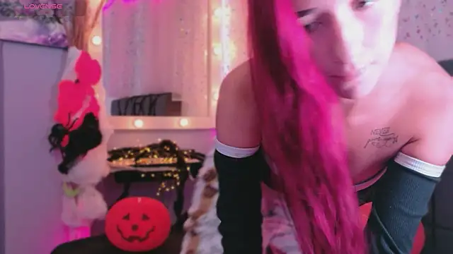 Snapshot of NataliaPrada_s chatting on October 15, 5:13 pm NataliaPrada s online show from October 15, 5:13 pm