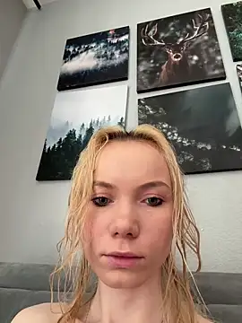 AliceFrost online show from May 11, 9:04 am