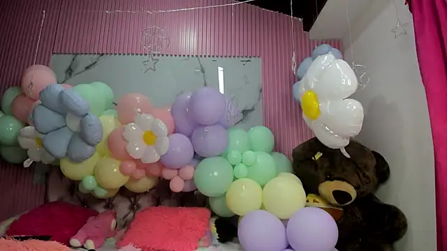 Mindy 19 online show from April 8, 10:54 pm