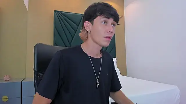 Michael blue online show from December 17, 12:00 pm