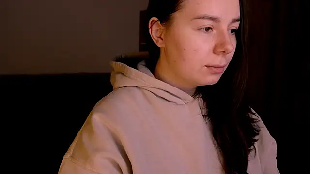 Snapshot of Di_na_Bell chatting on February 12, 6:52 am Di na Bell online show from February 12, 6:52 am