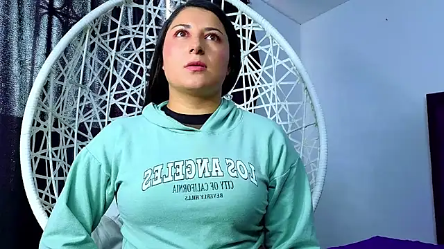 cuteeimy online show from December 15, 7:07 pm