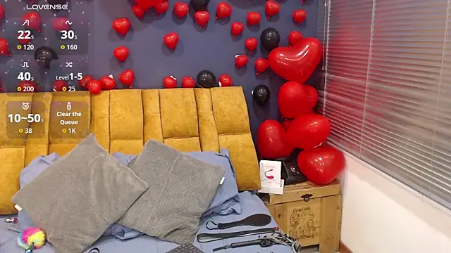 KendraaSimons online show from February 24, 8:29 pm